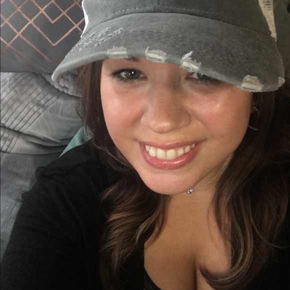 Meet your Posher, Melanie - Picture 13 of 15